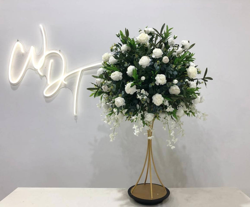 White & Greenery Foliage Floral Centrepiece - M7