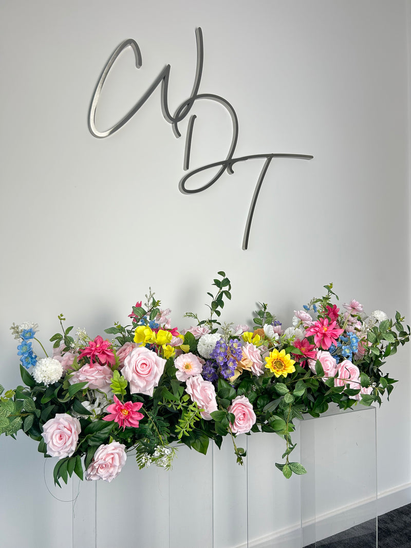 Sheri Top Table Arrangement