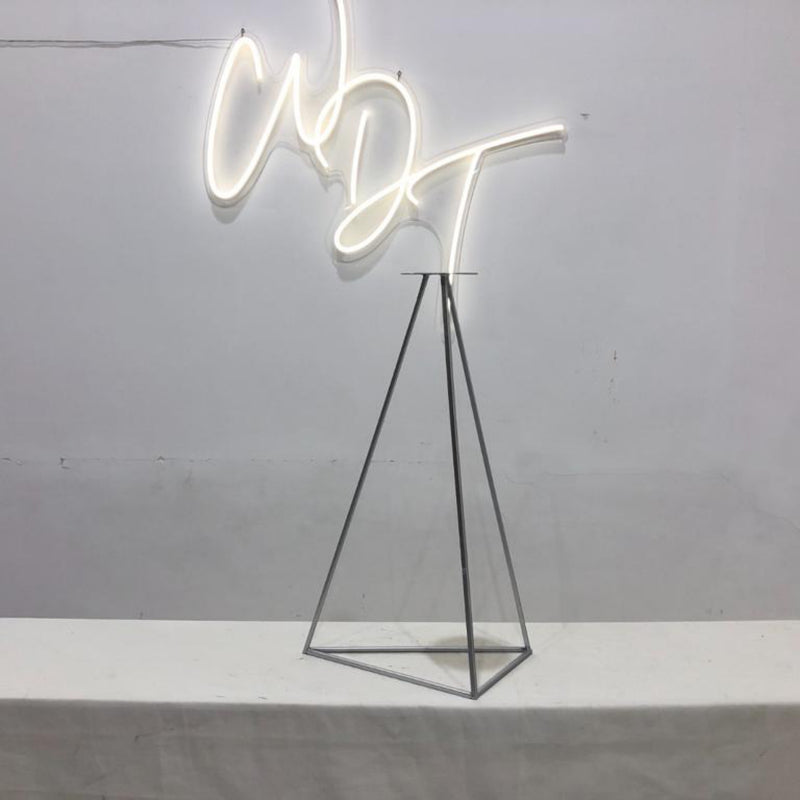 Pyramid Flower Stand - Silver