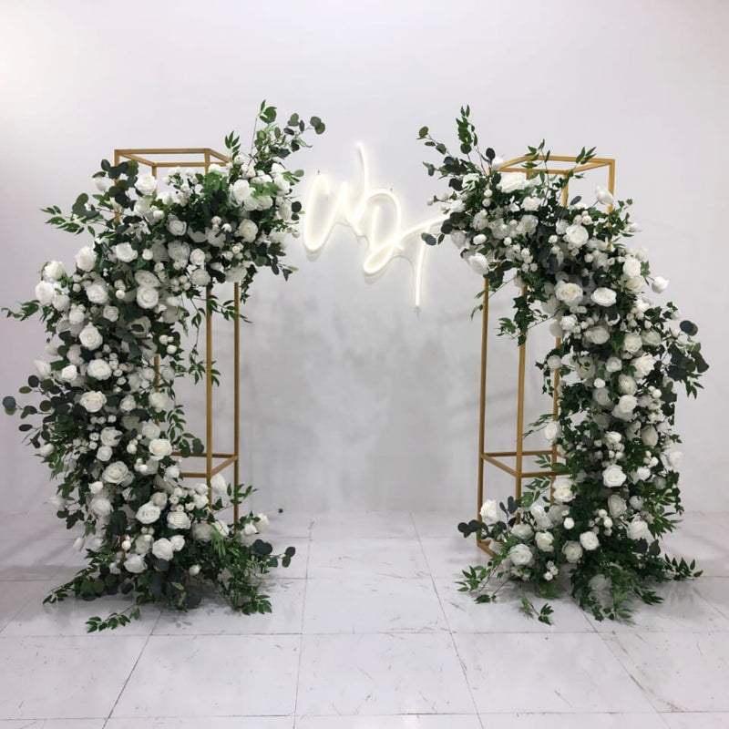 M9 Floral Pillars With Stands