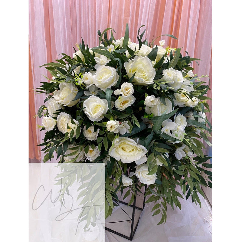 Ivory Foliage Floral Centrepiece - M8